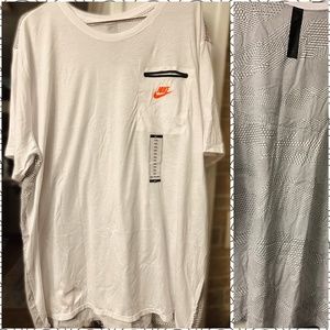 Nike Men’s Shirt